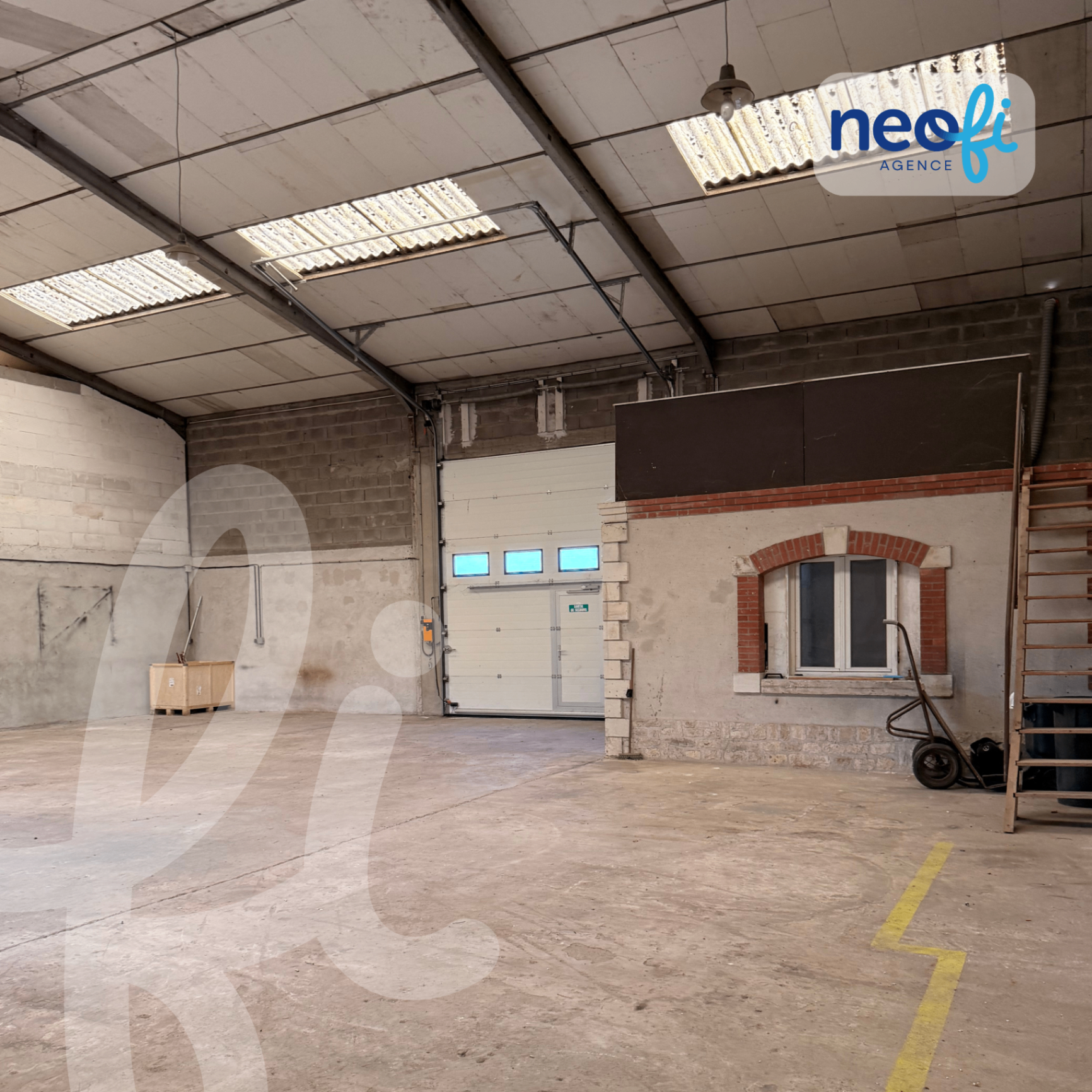 Ensemble immobilier de 675 m² à Rouziers-de-Touraine : fort potentiel locatif